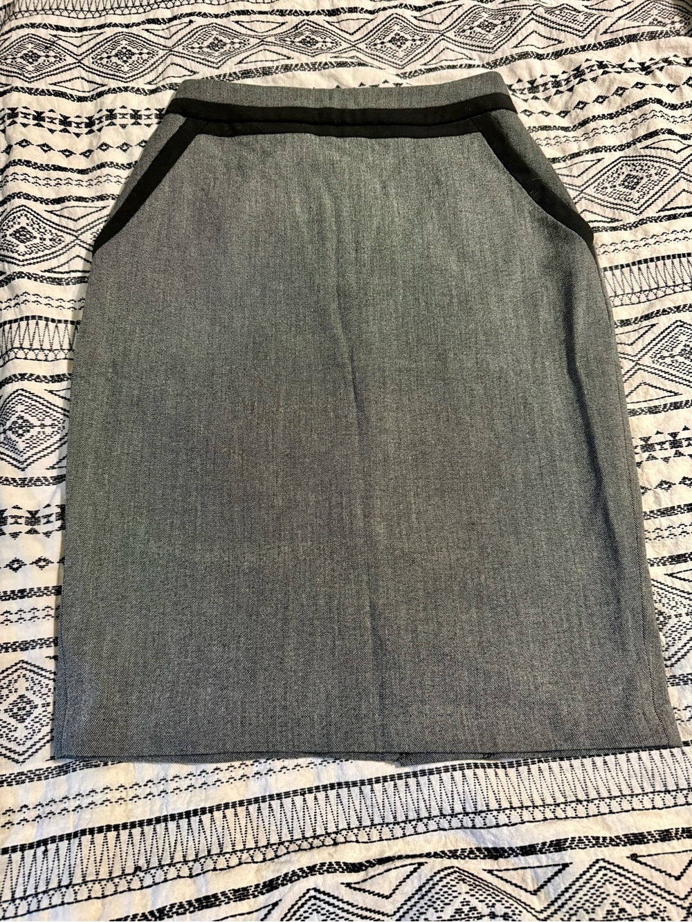 SD Collection Gray Pencil Skirt with Black Trim Pocket Detail